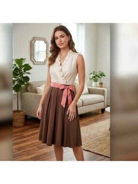 Dress Barn Connections Apparel Y2K Two-Tone Sleeveless Midi Dress Ruffled V-Neck